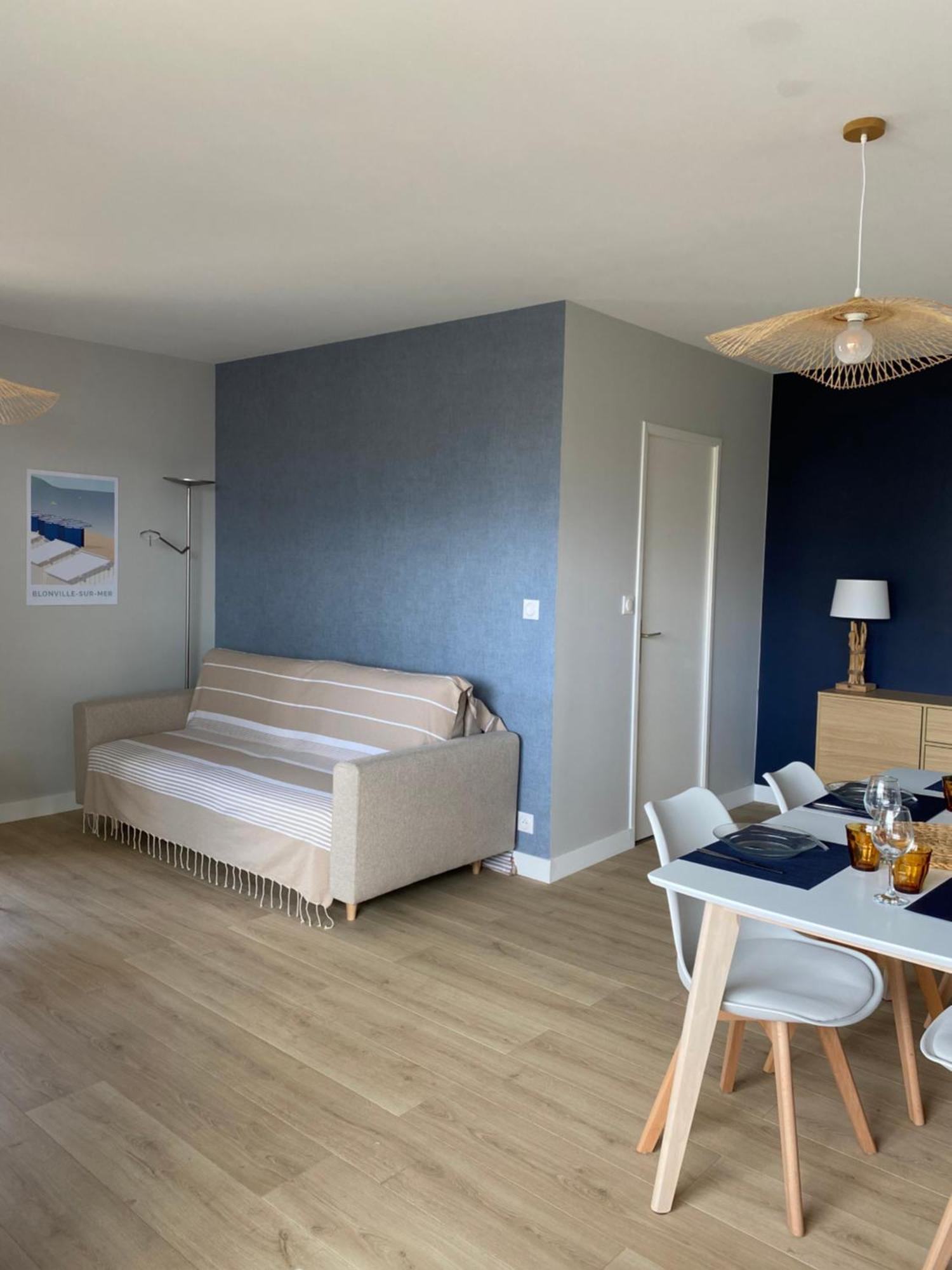 Appartement 65M2 Avec Balcon Vues Partielles Mer A 150M De La Plage Et Centre, Wifi Et Parking Prive ブロンヴィル・シュル・メール エクステリア 写真
