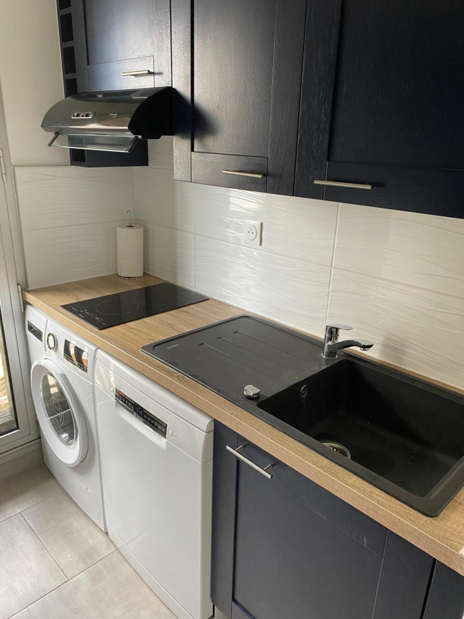 Appartement 65M2 Avec Balcon Vues Partielles Mer A 150M De La Plage Et Centre, Wifi Et Parking Prive ブロンヴィル・シュル・メール エクステリア 写真